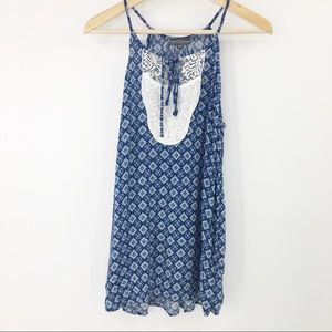 Market & Spruce Blue Printed White Lace Tank Top